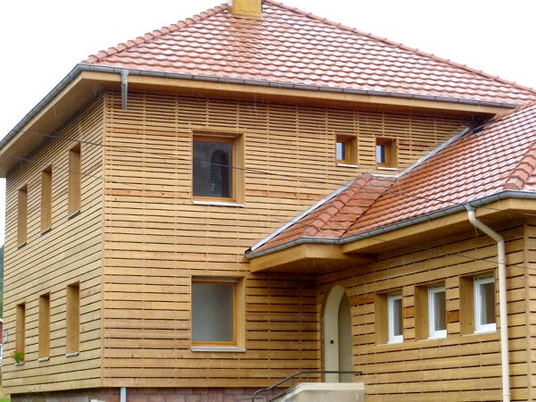 Пропитка для дерева, лазурь водная. Окрашивание деревянного дома и защита